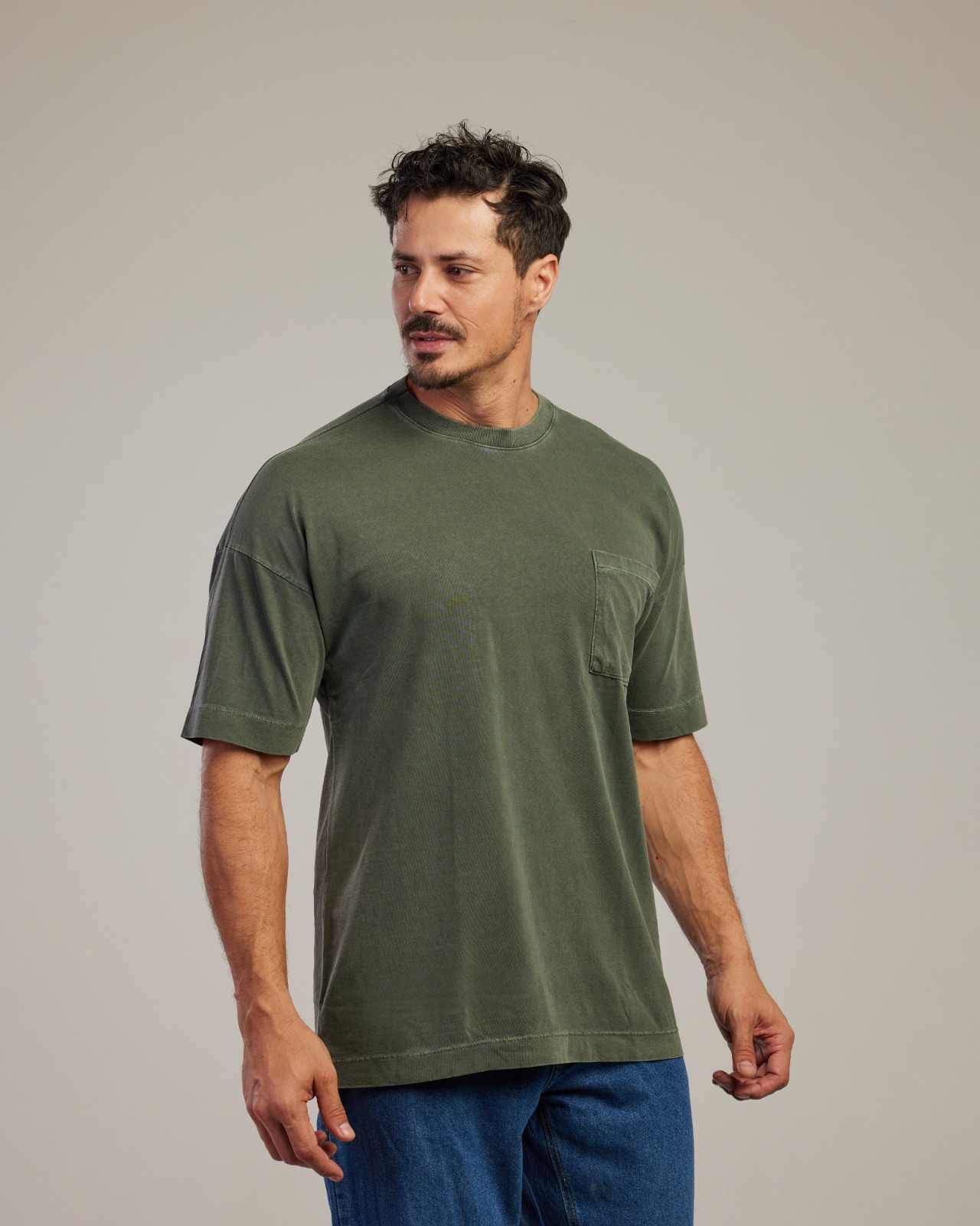 Camiseta Lisa Oversized Estonada com Bolso Atacado