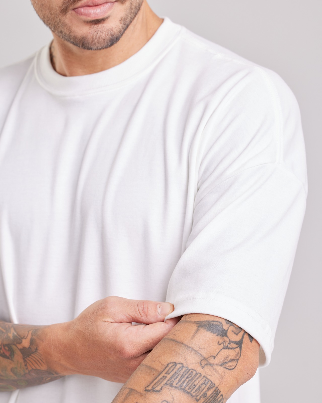Camiseta Oversized Suedine Peruano — Lunfe Atacado — foto 2